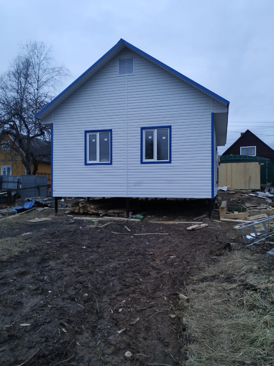 Фото готовых работ - Каркасно-щитовой дом 6,0х8,0 м.