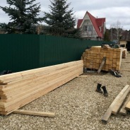 Фото готовых работ - Дом из бруса 8х9м. + терраса 2,5х8 м. + крыльцо 2х6 м.