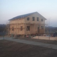 Фото готовых работ - Каркасно-щитовой дом 10х10 м.