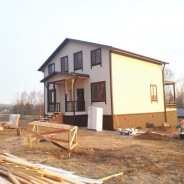 Фото готовых работ - Каркасно-щитовой дом 10х10 м.