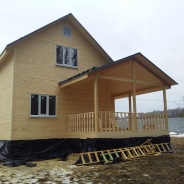 Фото готовых работ - Каркасно-щитовой дом 8x8 + терраса 5x3