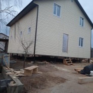 Фото готовых работ - Каркасно-щитовой дом 9х9 м.