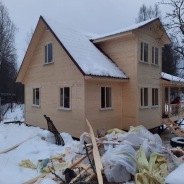 Фото готовых работ - Каркасно-щитовой дом 9х7 м с мансардой (К-15)