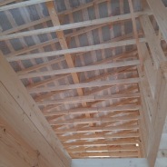 Фото готовых работ - Дом под усадку из проф. бруса естественной влажности 10х10 м