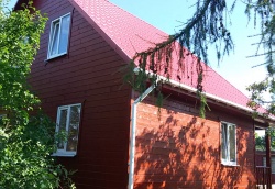 Фото готовых работ - Каркасно-щитовой дом 7,5х8 м с мансардой