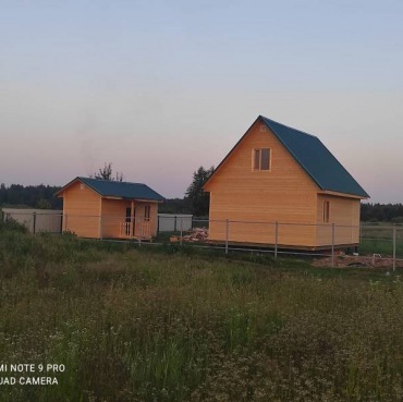 Фото готовых работ - Каркасный дом 6х7,5 м., и каркасная баня 6х3 м.
