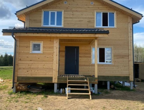 Фото готовых работ - Дом из профилированного бруса камерной сушки 8х10 м.