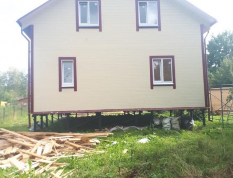 Фото готовых работ - Каркасно-щитовой дом 8х10 м.
