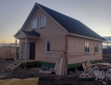 Фото готовых работ - Дом из проф. бруса камерной сушки 8х8,5 м. (Д-31)